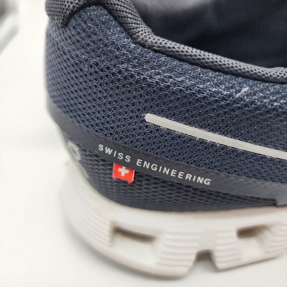 On Cloud Women's Running Shoes Navy White Size 11 CloudTec Swiss Engineering - Picture 7 of 7